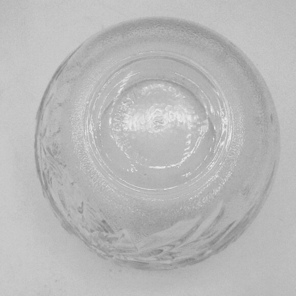 Clear Etched Glass Vase With Floral & Holly Design KIG Indonesia - Picture 3 of 3